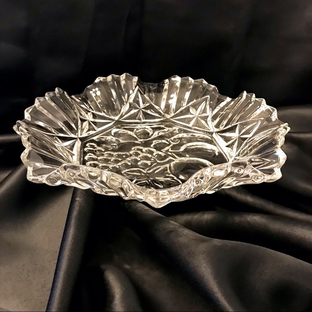 Vintage Pioneer Intaglio Fruit Crystal Ruffled Serving Set by Federal - Picture 4 of 15